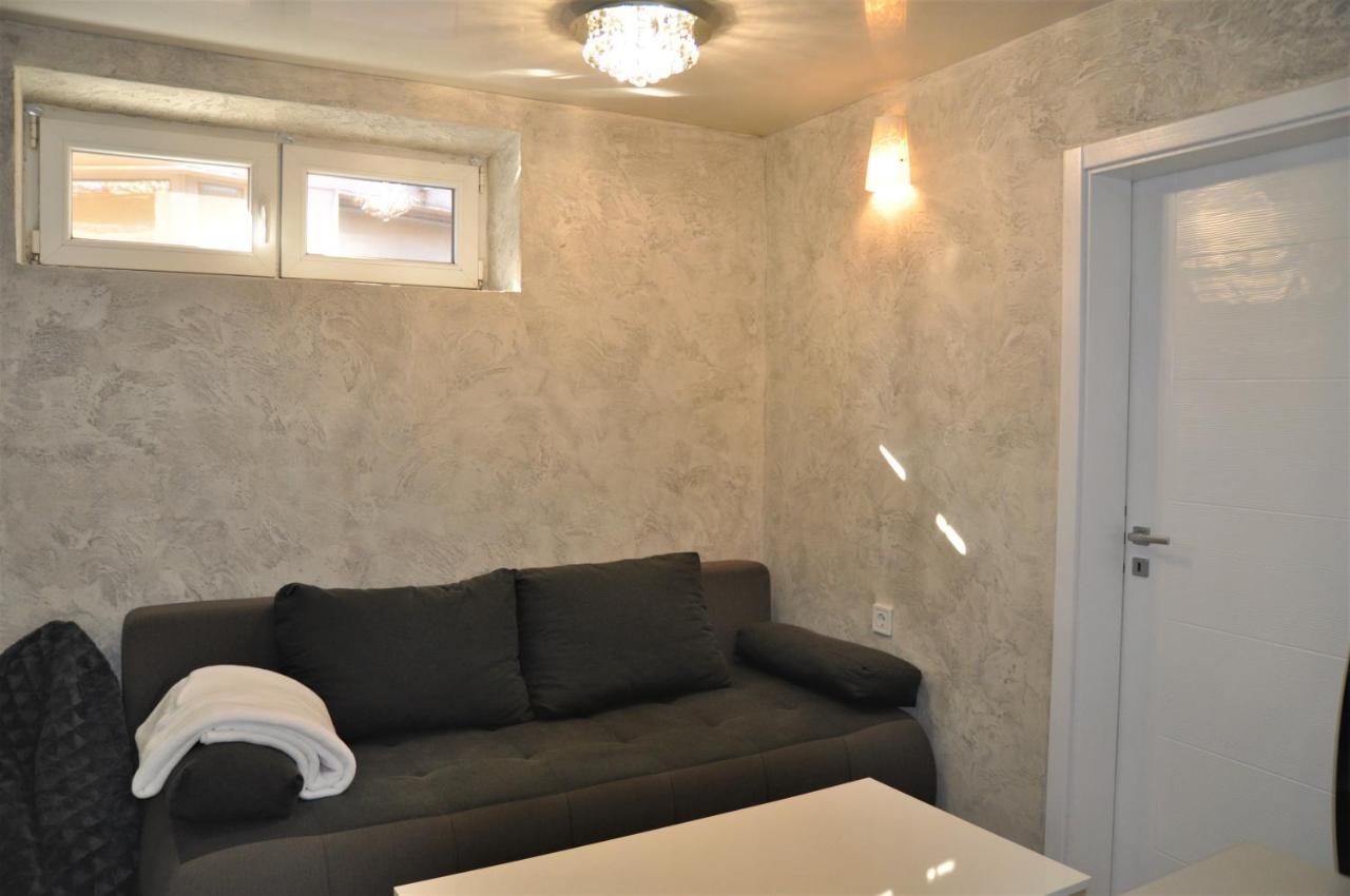 Ema Artistic House Hotel Плевен Екстериор снимка